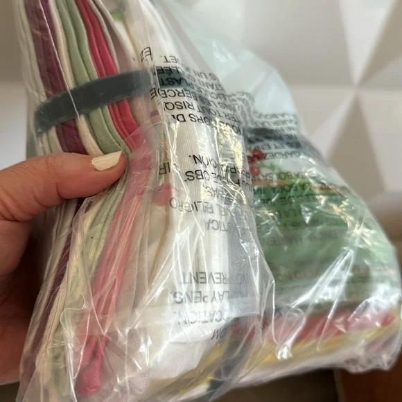 2023 Lou Rota twelve Days of Christmas napkin set of 12 - Picture 11 of 14